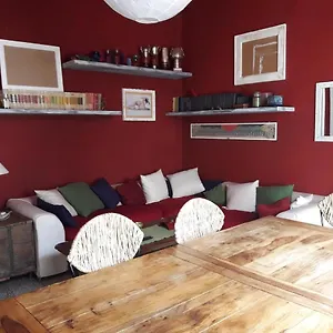 La Casa Di Ale E I Suoi Piccoli Amici In Zona Separata Della Casa Alloggio in famiglia